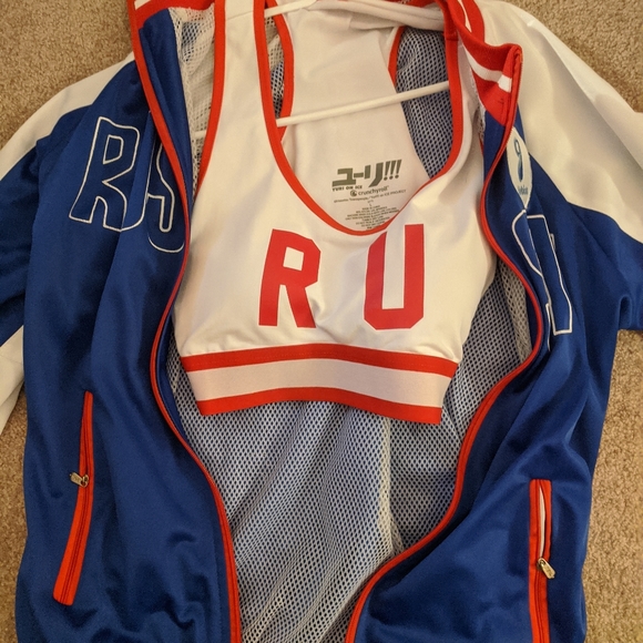 Yuri on Ice Plisetsky Cosplay & Victor Nikiforov - Picture 4 of 10